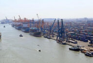 Người dân Hải Phòng đóng góp ý kiến vào Dự thảo Báo cáo chính trị