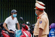 CSGT vòng bụng quá khổ không được ra đường làm nhiệm vụ