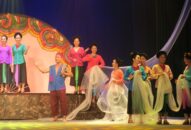 Hội đồng nghệ thuật thành phố góp ý hoàn thiện vở cải lương “Huyền thoại Bà Đế”