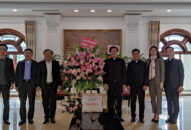 Đoàn công tác huyện An Dương thăm, tặng quà các cơ sở tôn giáo nhân dịp Noel