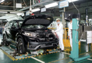 Dừng giảm 50% lệ phí trước bạ cho ôtô sản xuất, lắp ráp trong nước