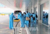 Yêu cầu tạm dừng cấp phép chuyến bay từ Anh, Nam Phi về Việt Nam