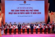 Học sinh Lý Hải Đăng (lớp 12, Trường THPT chuyên Trần Phú năm học 2019-2020) được tặng Huân chương Lao động hạng Nhì