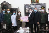 Ghi nhận đóng góp quan trọng của cán bộ, nhân viên Trung tâm Y tế dự phòng thành phố