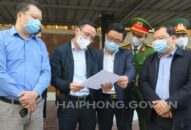 Trưởng Ban Tổ chức Thành ủy kiểm tra công tác phòng, chống dịch tại quận Hồng Bàng