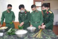 Hội thi gói bánh chưng truyền thống của Trung đoàn 50