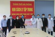 Lãnh đạo thành phố ghi nhận những đóng góp quan trọng của các cán bộ, y bác sĩ, nhân viên y tế Bệnh viện Hữu nghị Việt Tiệp