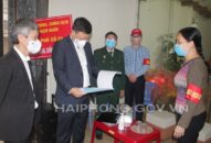 Trưởng Ban quản lý Khu Kinh tế Hải Phòng kiểm tra công tác phòng, chống dịch trên địa bàn quận Lê Chân