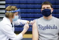 Tình hình COVID-19 ngày 13/2: Hơn 80,8 triệu người khỏi bệnh