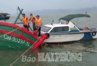 Cứu nạn 3 thuyền viên bị đắm tàu trên biển