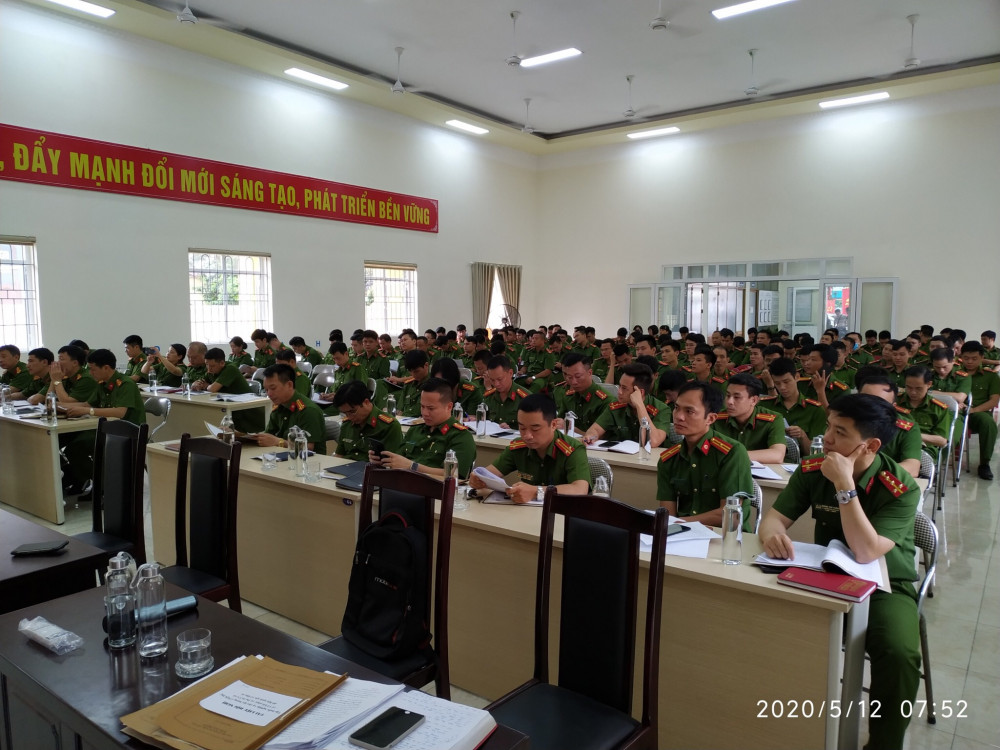 CAQ Lê Chân tập huấn nghiệp vụ cho lực lượng Cảnh sát QLHC về TTXH phục vụ dự án Xây dựng CSDLQG về DC