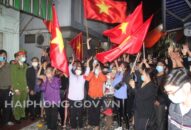 Công bố hết giãn cách xã hội, dỡ bỏ phong tỏa khu công nhân Dư Hàng, phố Chợ Cột Đèn, đường Dư Hàng