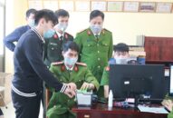 Phó Giám đốc CATP Bùi Trung Thành kiểm tra công tác cấp CCCD gắn chíp điện tử tại các địa phương