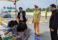 Người từ tỉnh Hải Dương đến thành phố Hải Phòng chỉ thực hiện khai báo y tế và tự theo dõi sức khỏe