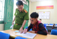 Không có ngày, tháng sinh trong sổ hộ khẩu có làm được CCCD?