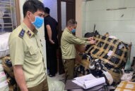 Hải Phòng: Tạm giữ gần 1.000 quần áo, đồ gia dụng không rõ nguồn gốc