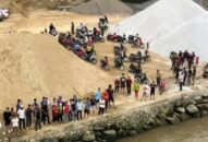 Hải Phòng: Tìm kiếm 2 người phụ nữ trong vụ lật thuyền sông Văn Úc