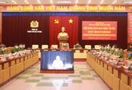 Triển khai quyết liệt, đồng bộ các giải pháp làm sạch dữ liệu dân cư, bảo đảm an ninh, an toàn hệ thống CSDLQG về DC; hoàn thành mục tiêu thu nhận 50 triệu CCCD gắn chíp điện tử