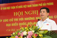 Các ứng cử viên đại biểu Quốc hội khóa XV tiếp xúc cử tri huyện Cát Hải