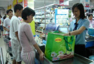 Đẩy mạnh tuyên truyền nâng cao nhận thức, hành vi của người dân trên địa bàn thành phố trong việc sản xuất và tiêu dùng bền vững