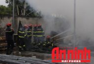 Kịp thời khống chế đám cháy xưởng lắp ráp bóng đèn ở số 26 An Trì, Hùng Vương