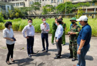 Trưởng Ban Tổ chức Thành ủy kiểm tra công tác phòng, chống dịch tại khu cách ly tập trung và những trường hợp cách ly y tế tại nhà trên địa bàn quận Hồng Bàng