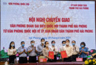 Chuyển giao và tiếp nhận Văn phòng đại biểu Quốc hội thành phố Hải Phòng từ Văn phòng Quốc hội về UBND thành phố