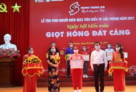 Khen thưởng nhiều tập thể, gia đình và cá nhân có thành tích xuất sắc trong phong trào hiến máu tình nguyện