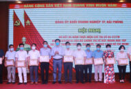 Đảng ủy Khối Doanh nghiệp thành phố: Khen thưởng 41 tập thể và cá nhân xuất sắc trong thực hiện Chỉ thị 05-CT/TW của Bộ Chính trị