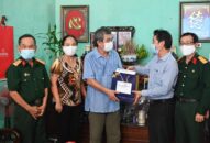 Hội Nhà báo Hải Phòng thăm và tặng quà các gia đình nạn nhân bị nhiễm chất độc Da cam/Dioxin tại huyện Tiên Lãng