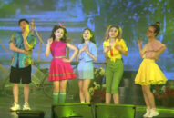 Nhà hát Tuổi trẻ biểu diễn vở nhạc kịch “Trại hoa vàng”