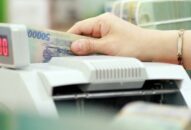 Các ngân hàng đẩy mạnh tăng lãi suất để huy động vốn ngay từ đầu năm