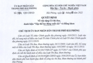 UBND thành phố tặng Cờ thi đua, danh hiệu “Tập thể lao động xuất sắc” và Bằng khen cho các tập thể, cá nhân thuộc Sở Thông tin và Truyền thông