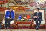 Bí thư Thành ủy tiếp và làm việc với Ủy viên cấp cao Bang Victoria (Úc)