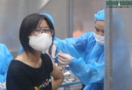 Thủ tướng yêu cầu nghiên cứu việc tiêm vaccine COVID-19 mũi 4 cho người lớn