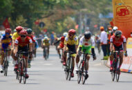 Giải đua xe đạp toàn quốc tranh Cúp truyền hình thành phố Hồ Chí Minh: Vận động viên Nguyễn Tấn Hoài nhất chặng 4 vòng đua tại đảo Cát Bà