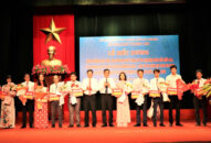 Biểu dương khen thưởng giáo viên, học sinh đạt Giải quốc gia và ra quân học sinh thi chọn đội tuyển quốc gia dự thi Olympic quốc tế năm 2022