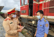 Tăng cường kiểm tra, kiểm soát bảo đảm trật tự an toàn giao thông đường sắt