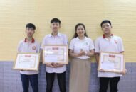 Hải Phòng: Ba học sinh lớp 10 dũng cảm cứu cụ bà khỏi đuổi nước