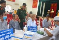 Quận Lê Chân: Khám bệnh, tư vấn sức khỏe và cấp thuốc miễn phí tới 196 người có công với cách mạng trên địa bàn