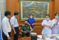 Vắc xin COVID-19 liều tăng cường, nhắc lại là cần thiết để có được sự bảo vệ lâu dài do hiệu quả bảo vệ của vắc xin có thể giảm theo thời gian