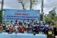 Quận Lê Chân: Dạy bơi miễn phí và phòng chống đuối nước cho trẻ em có hoàn cảnh khó khăn trên địa bàn