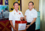 Bí thư Thành ủy thăm, tặng quà người có công với cách mạng tiêu biểu nhân dịp kỷ niệm 77 năm Quốc khánh nước Cộng hòa xã hội chủ nghĩa Việt Nam