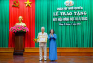 Hơn 260 đảng viên quận Ngô Quyền được trao tặng Huy hiệu Đảng trong đợt 02/9/2022