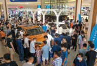 VinFast trưng bày và lái thử ô tô điện VF 8 tại 7 tỉnh, thành phố