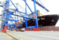 Doanh nghiệp vận tải-cảng biển trước thách thức giảm cầu