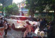 Hạn chế ô tô đi vào đường Hùng Duệ Vương để bảo đảm an toàn