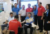 Cán bộ, công chức, viên chức và công nhân lao động thành phố tích cực hưởng ứng Ngày hội hiến máu “Giọt hồng sẻ chia”