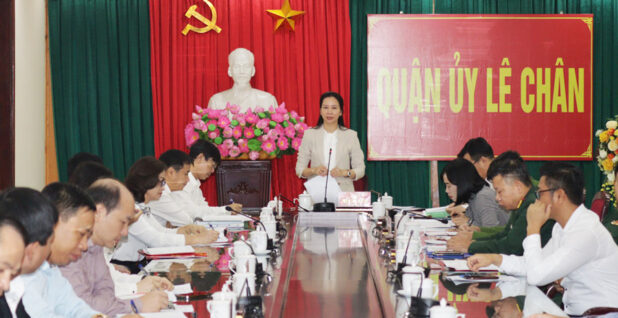 Quận ủy Lê Chân: Tổng kết 10 năm thực hiện Nghị quyết Trung ương 8 khóa XI về Chiến lược bảo vệ Tổ quốc trong tình hình mới