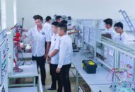 Những nghề có mức lương hơn 10 triệu đồng/tháng vẫn chật vật tuyển sinh